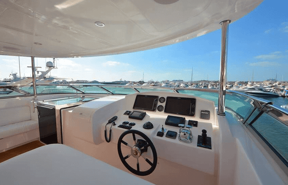 Cozmo 101 Feet Majesty Gulf Craft, Yacht For Luxury Style