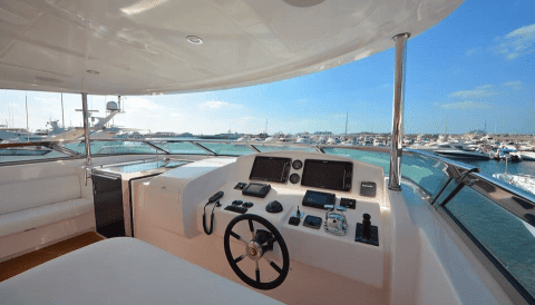 Cozmo 101 Feet Majesty Gulf Craft, Yacht For Luxury Style