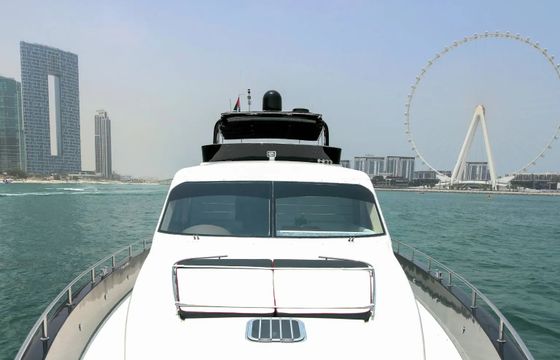 Duritti 95ft Jacuzzi Yacht Trip In Dubai - Luxury