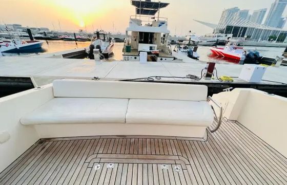 Majesty 48ft Yacht For Rent In Dubai - Luxury