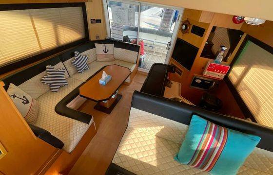 Oryx 50ft Yachts For Rent In Dubai - Luxury