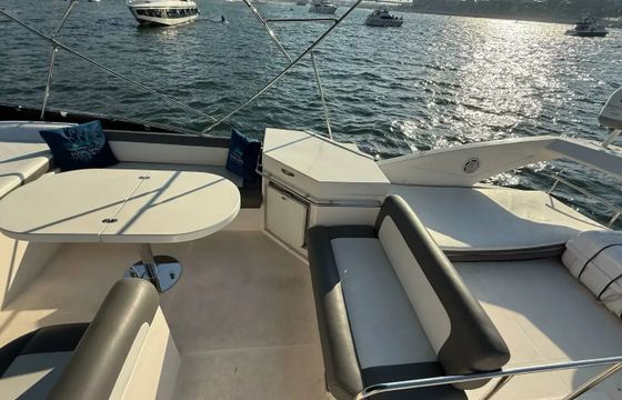 Oryx 50ft Yachts For Rent In Dubai - Luxury