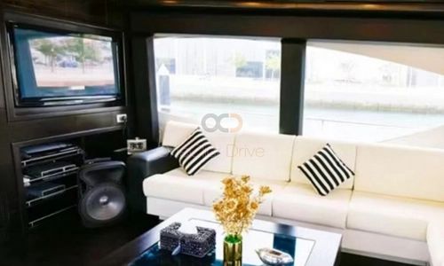 Madision 80 Ft Yacht