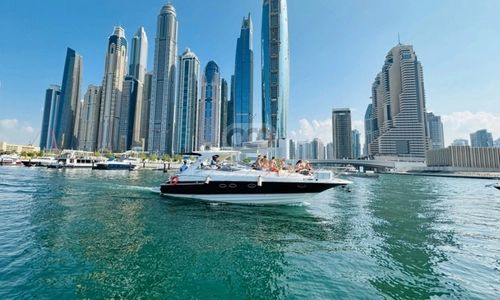 Majesty 45ft Yacht