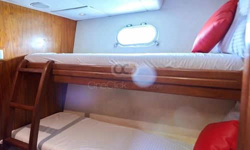 Majesty 75ft Yacht