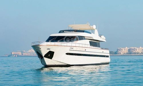 San Lorenzo 82ft Yacht