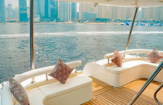 70ft Yacht - Rent Yacht for 17 to 25 People