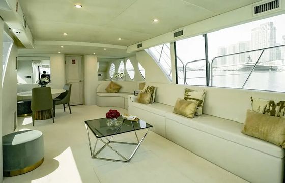 Yacht Cruise Dubai