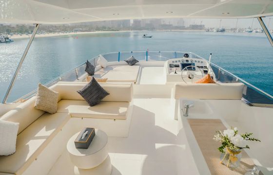 Xclusive 42 - 92ft Luxury 2022