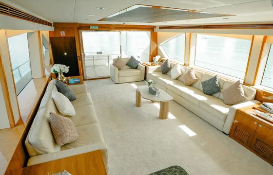 Xclusive 42 - 92ft Luxury 2022