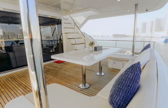 Xclusive 42 - 92ft Luxury 2022