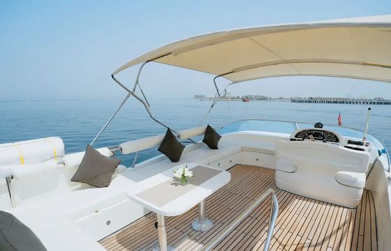 52ft Yacht - Rent a Yacht Dubai
