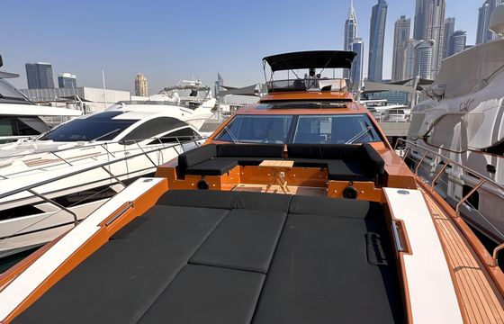 Azimut 77 ft