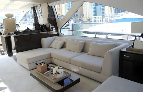Azimut 77 ft