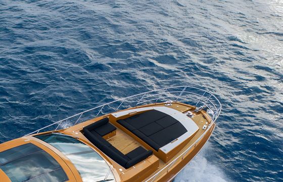 Azimut 77 ft