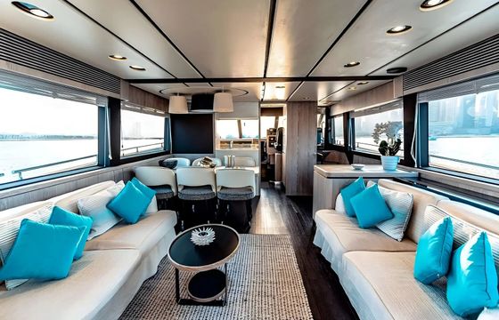 Azimut 66ft - Fat Boy