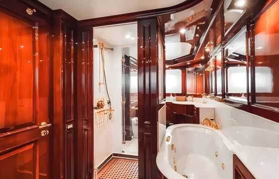 Benetti Gallus 115ft
