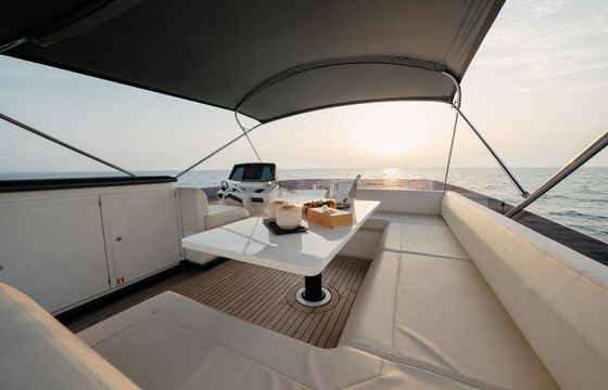 Ferretti 67 ft
