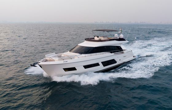 Ferretti 67 ft