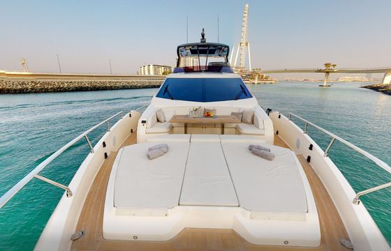 Ferretti 78 ft