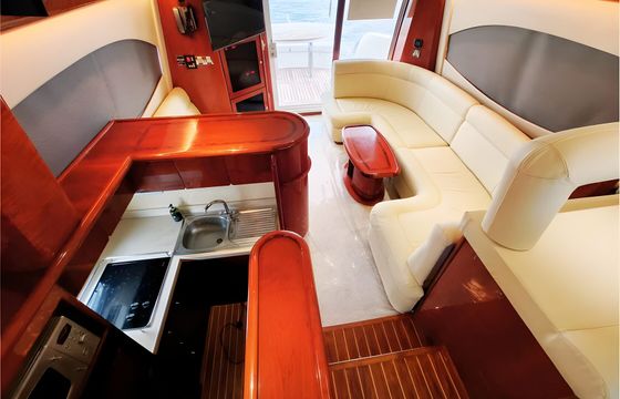 Majesty 50 ft