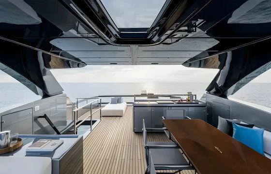 Riva 82 ft