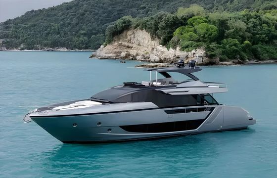 Riva 82 ft