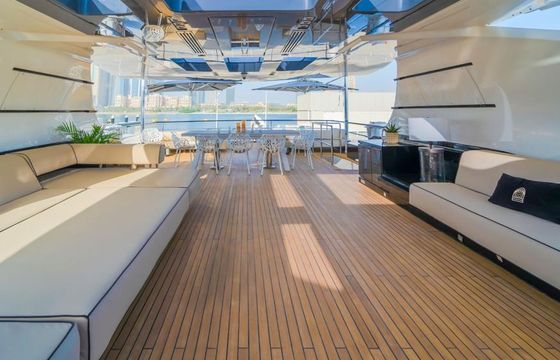 Saffuriya Luxury 130ft