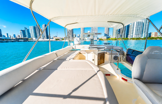 Beautiful Azimut 55 Fly—3 bedrooms, 2 bathrooms, a spacious flybridge
