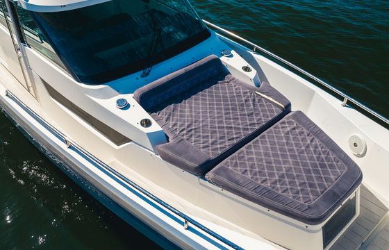Visit the Fort Lauderdale Sandbar in Luxury