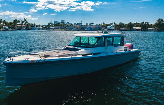 Visit the Fort Lauderdale Sandbar in Luxury