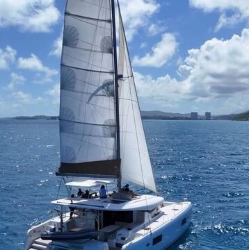 Catamaran 48 - Icacos or Palominos Island