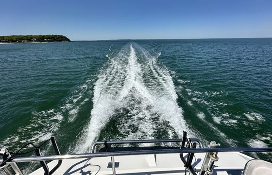 Crewed Leopard 43 Power Cat.