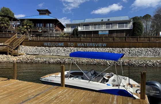 17’ Deckboat at Lake Gaston. Fuel included!!
