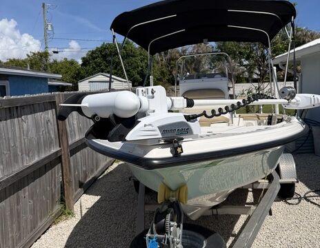 "No Credit" 19' Key West Center Console