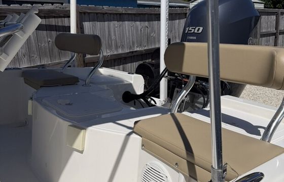 "No Credit" 19' Key West Center Console