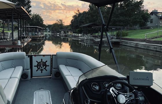 The Tipsy Bostie, a luxury 2022 Crest 240 Platinum tritoon with 250HP!