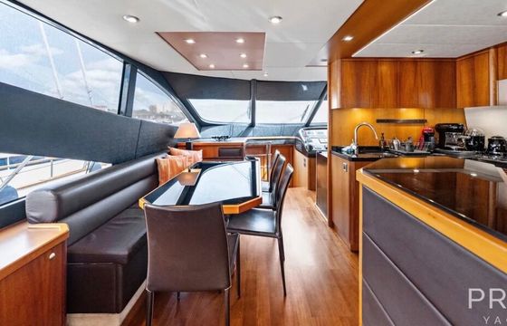 Luxury Sunseeker Manhattan 80ft Yacht Charter | Miami Private Yacht Ex