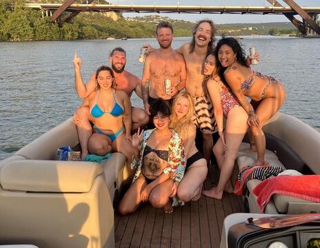 Lake Austin Pontoon with Captain – Party Cove