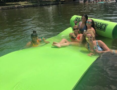Lake Austin Pontoon with Captain – Party Cove