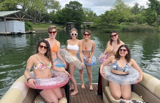 Lake Austin Pontoon with Captain – Party Cove
