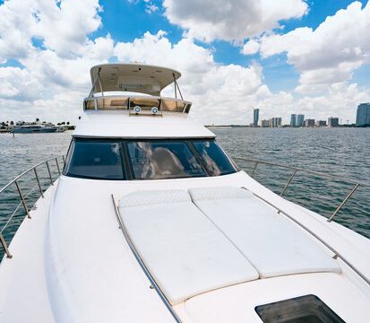 65' PRIVATE LUXURY YACHT WITH 1 FREE HOUR MON-THUR