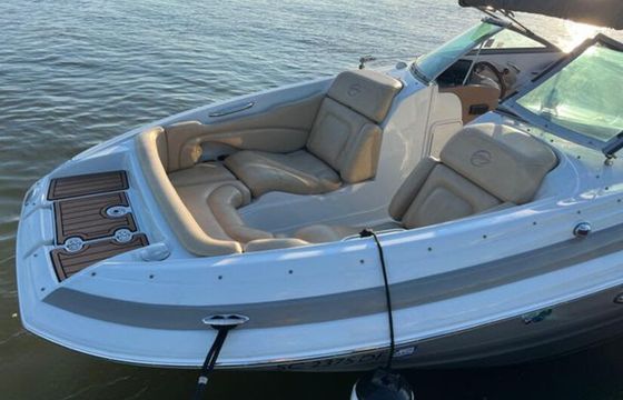 Life on the water on a 24ft Crownline