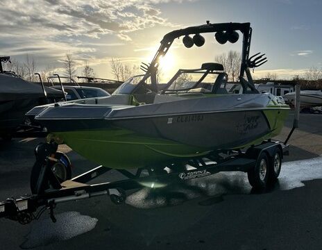 2017 Axis A20