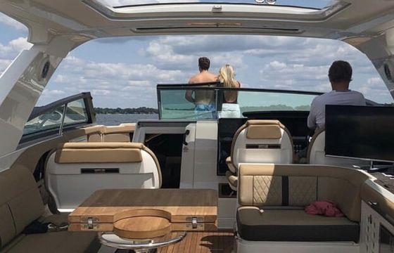 12 PPL | $600hr | Luxury Yacht SLX 400