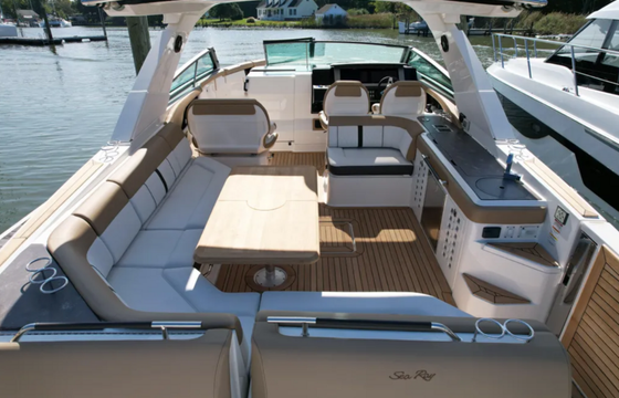 12 PPL | $600hr | Luxury Yacht SLX 400