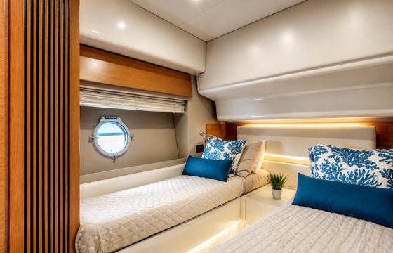 Stunning Azimut 65 in Miami Beach