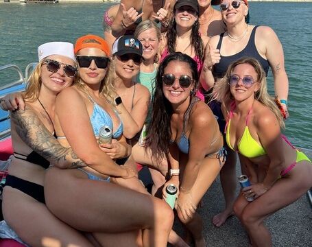 12 Person Party Boat W/Slide – Lake Travis