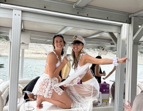 12 Person Party Boat W/Slide – Lake Travis