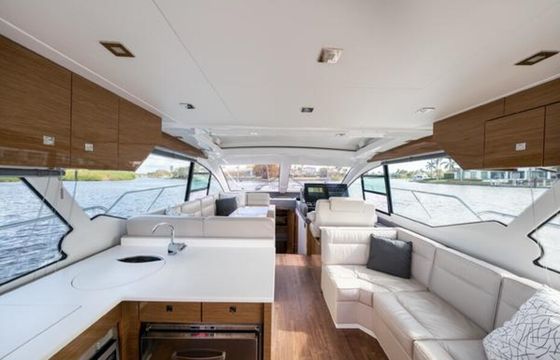 Luxury Modern Yacht Experience